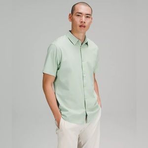 lululemon Airing Easy SS Button Down Heathered Arctic Green Large